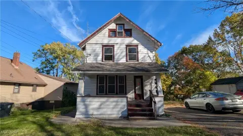 Multifamily Portfolio With 17 Doors