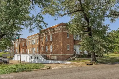 Historic Shreveport Apartment Building