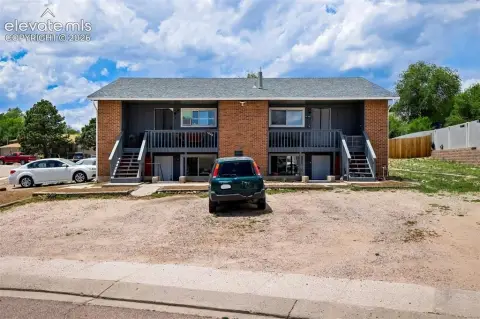 Investor-Ready 4-Plex with Parking