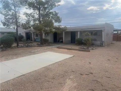 Duplex with Private Yard