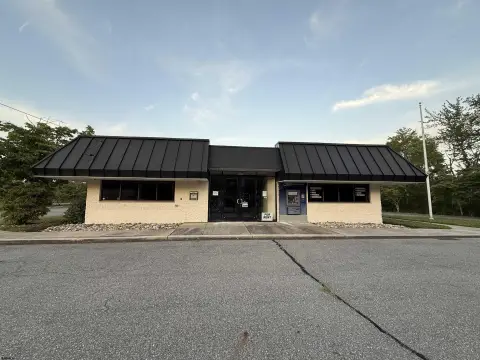Office Property with Onsite Parking