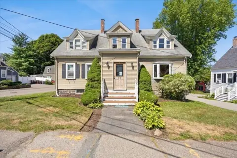 Triplex with Four-Bedroom Owner's Unit