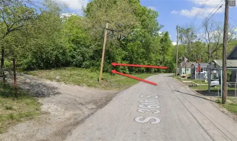 Residential Lot in Kinney Heights