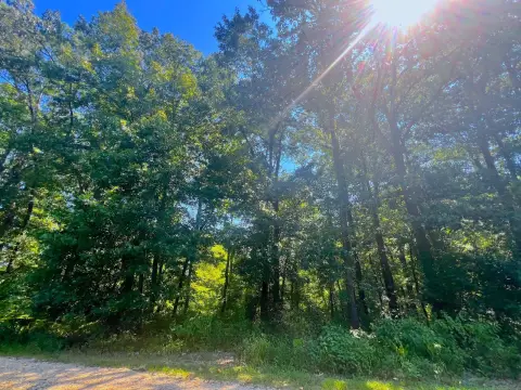 Land Near Broken Bow Lake