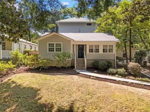 Duplex with Renovated Front Unit