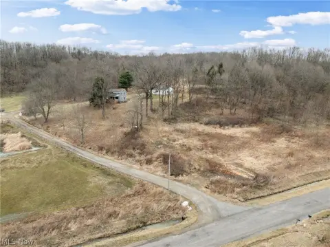 Scenic Kensington Acres with Farmhouse