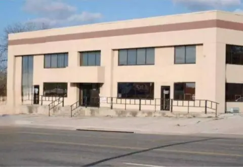 Two-Story Commercial Building in Lampasas