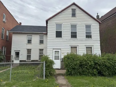 Rented Duplex with Updated Interiors