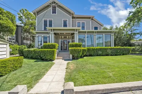 Historic St. Helena Office Suites