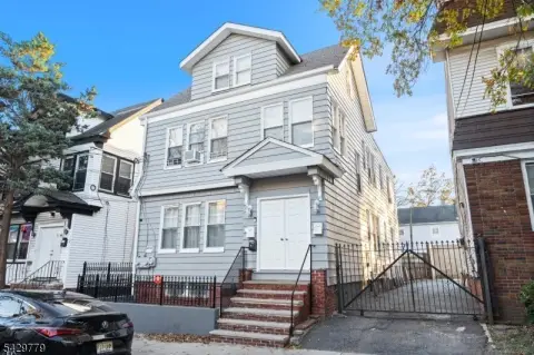 Well-Maintained Multifamily Property in Newark