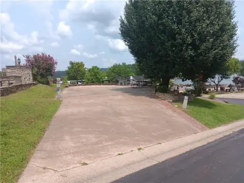 Oak Grove Recreational Corner Lot