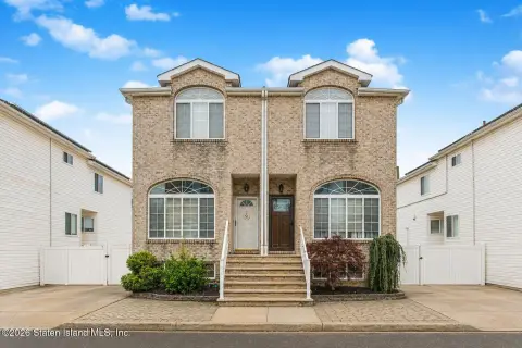 Semi-Attached Residential Home