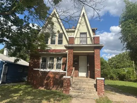Duplex with Updated Upper Unit