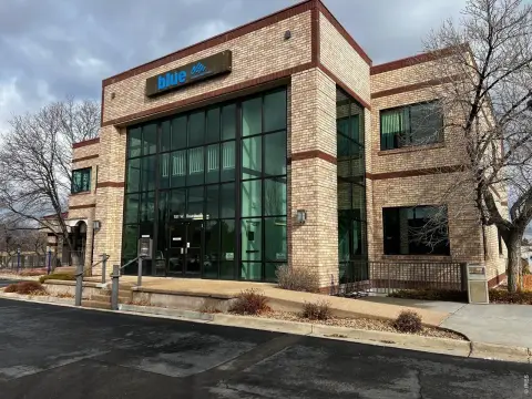 Elevator-Served Office Suites