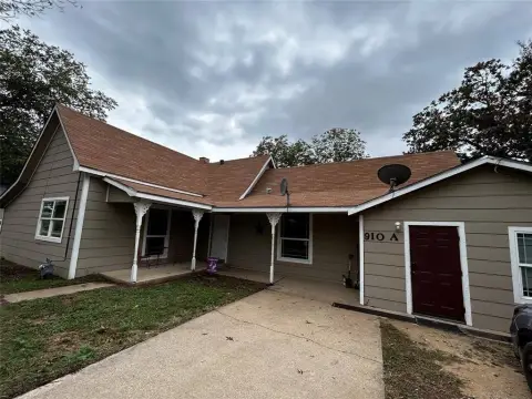 Spacious Home Near Tarleton University
