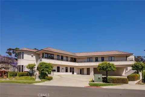 Modern Office Space in Dana Point