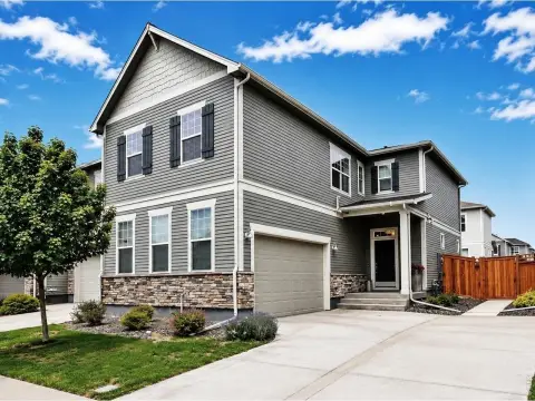 Paired 3BR/3BA Home with Loft