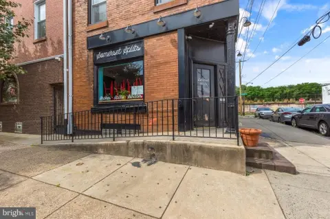 Corner Retail/Office Suite with ADA