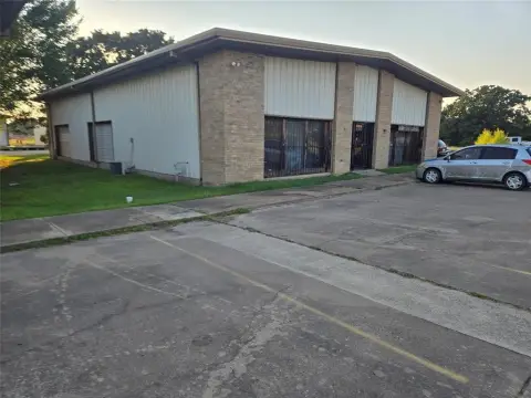 Sulphur Springs Mechanic Shop Opportunity