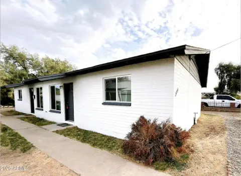 Block Duplex with Central HVAC
