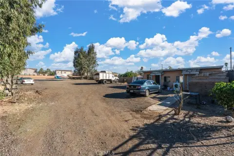 Fontana Triplex on Large Lot