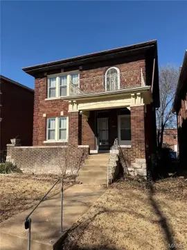 St. Louis Duplex in Prime Location
