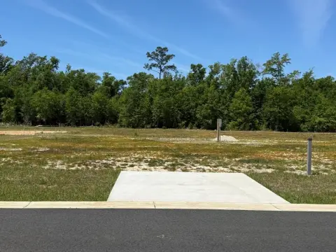 Upscale RV Community Lot