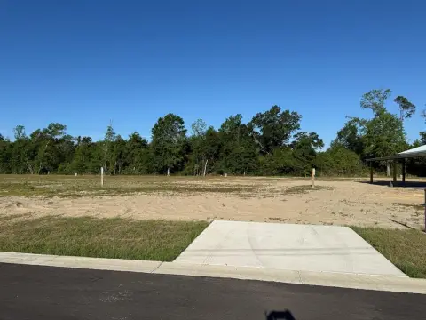 Upscale RV Community Lot