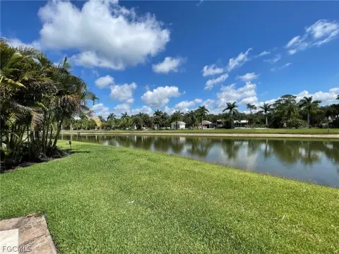 Waterfront Lot in RiverBend Resort