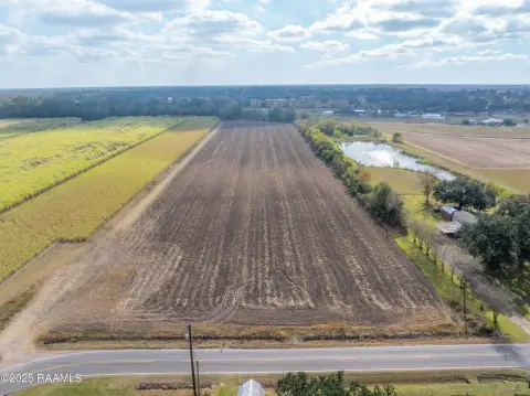 Unrestricted Land in Breaux Bridge