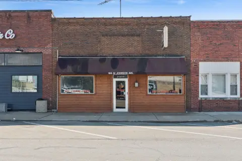 Retail Property in Sheridan, IL