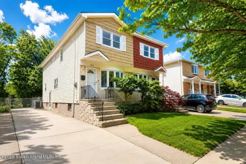 Colonial Single-Family Home