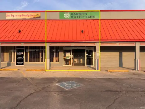 Retail Space at Signalized Intersection