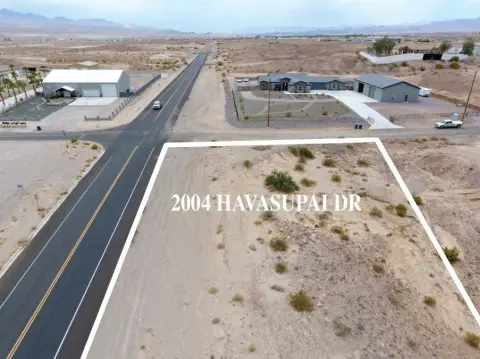 Corner Residential Lot in River Estates