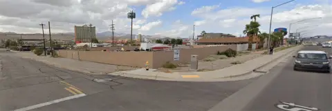 Oversized Double Lot Off Major Highway