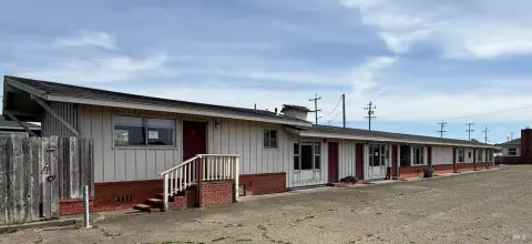 7-Unit Motel and Vacant Lot