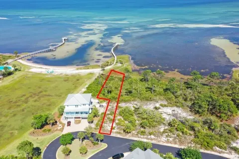 Bayfront Lot in Cape San Blas