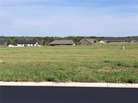 Residential Lot in Avon Estates