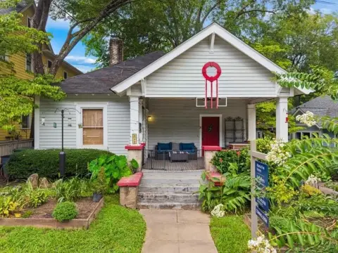 Two-Unit Duplex with Driveway Parking