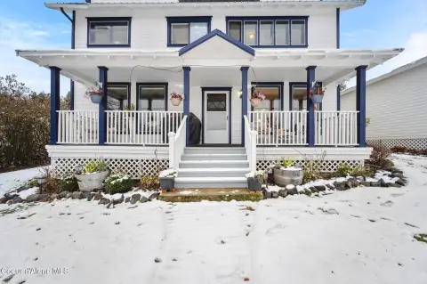 Historic Home Overlooking Lake Coeur