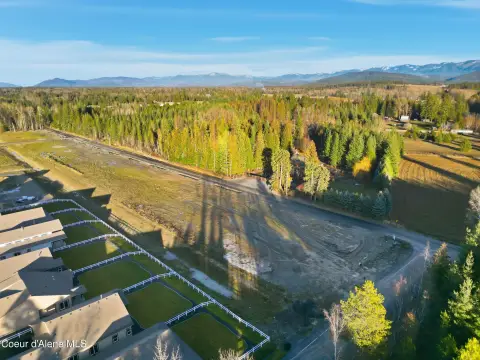 Residential Lots with Mountain Views