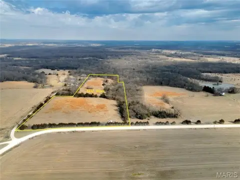Versatile Land Near Conservation Area
