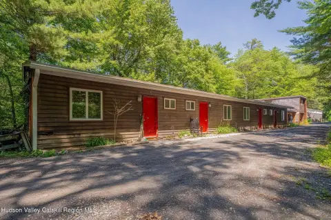 15-Unit Apartment Complex