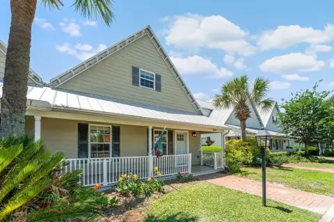 Spacious Townhouse Near St. Joe Bay