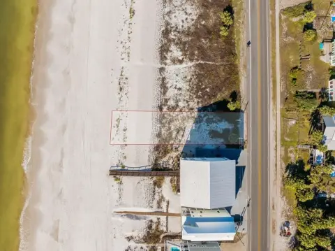 Gulf-Front Land Opportunity