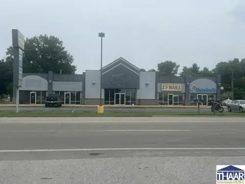Single-Family Residence on Large Lot