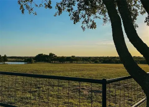 Equestrian Farms Corner Treed Lot