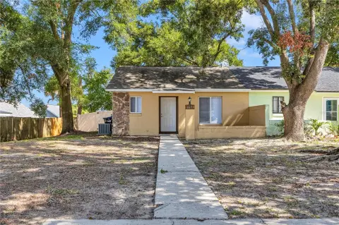 Duplex with 2021 Roof