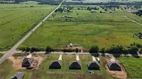 Land with Utilities in Durant