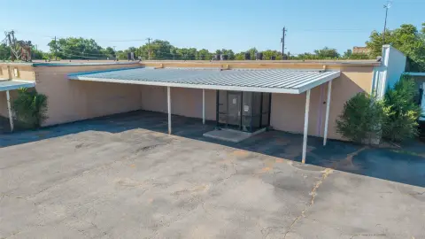Industrial Manufacturing and Warehouse Facility